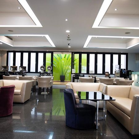 Kapok Hotel & Resorts Luodong Buitenkant foto