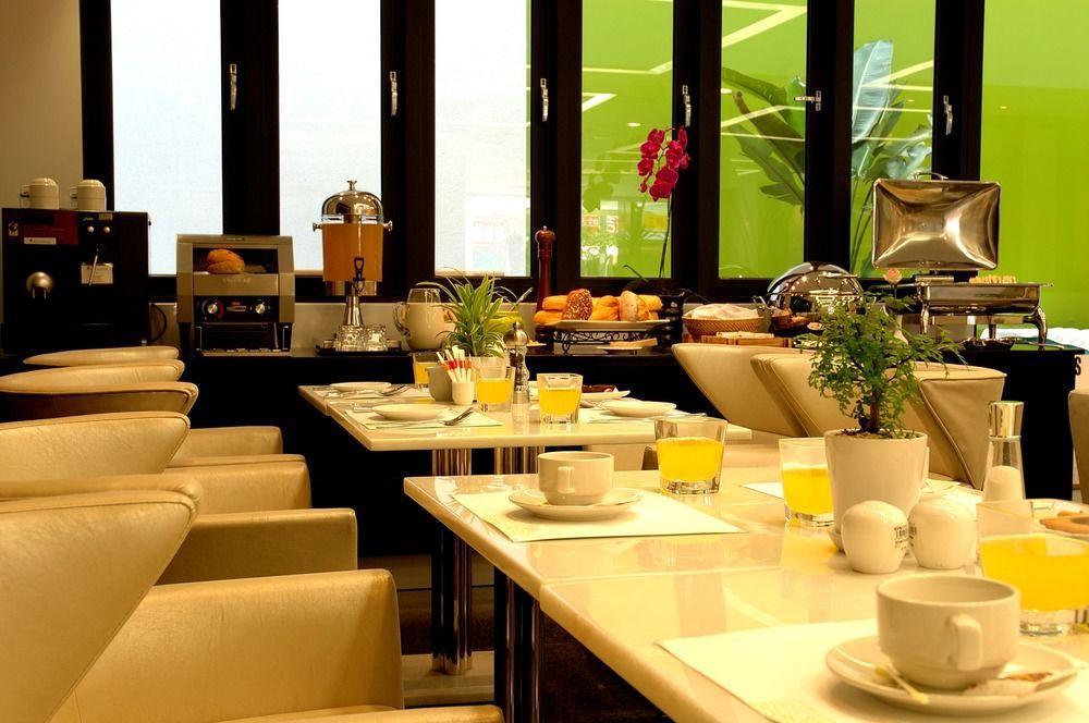 Kapok Hotel & Resorts Luodong Buitenkant foto