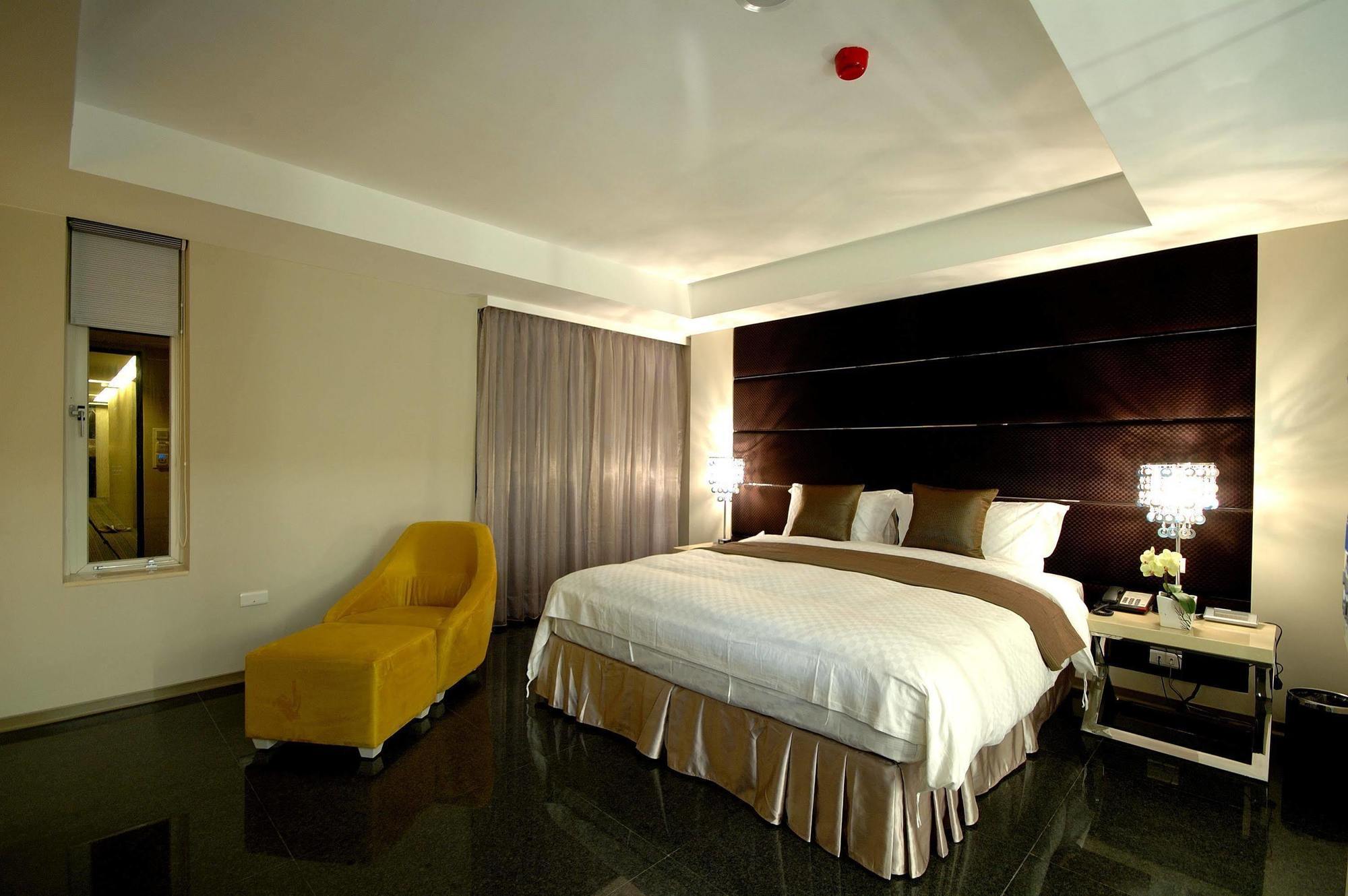 Kapok Hotel & Resorts Luodong Buitenkant foto